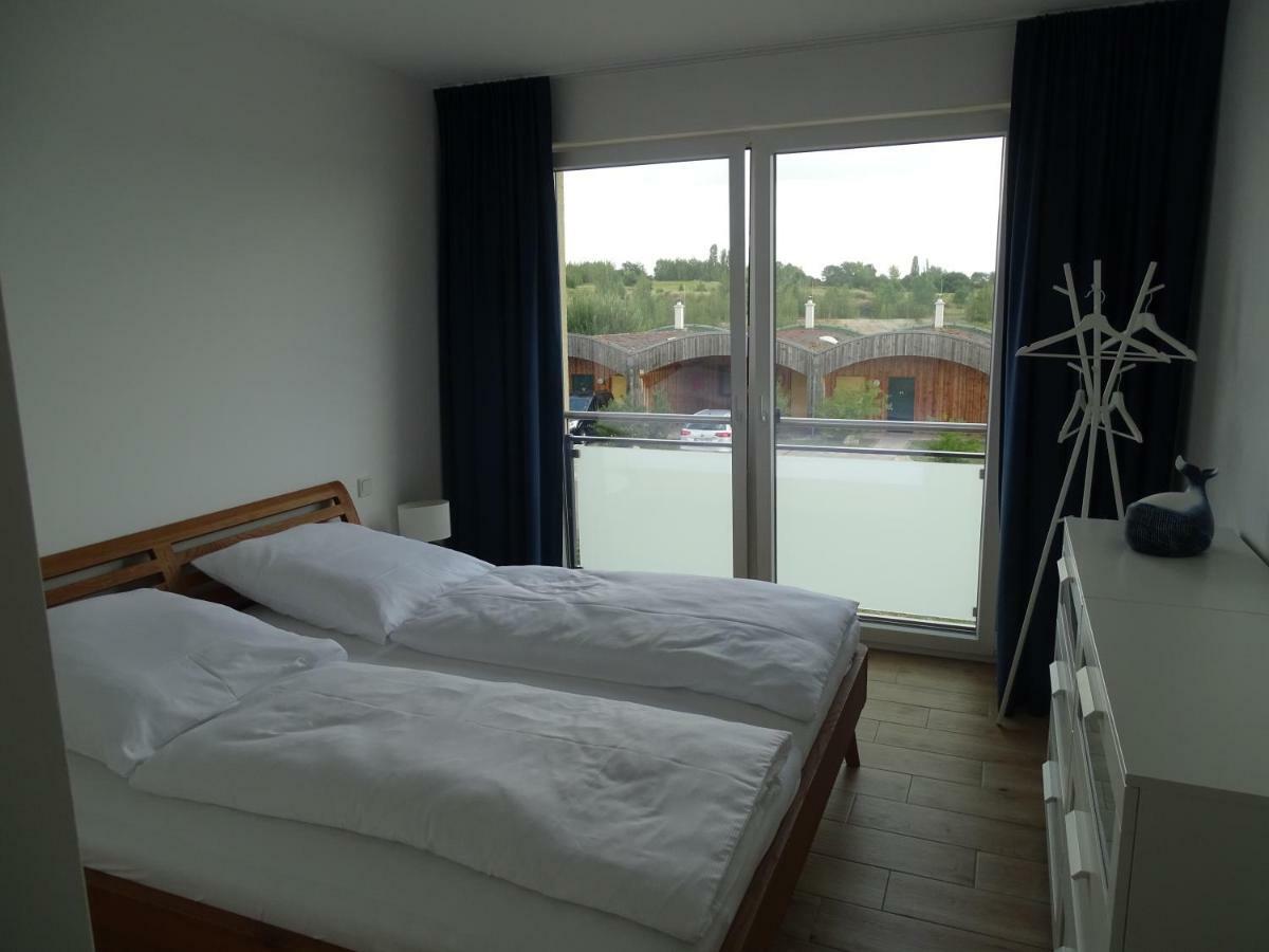 Feriendomizil Am Stoermthaler See, Lagovida, Leipziger Neuseenland, Grosspoesna, Privatstrand Luaran gambar
